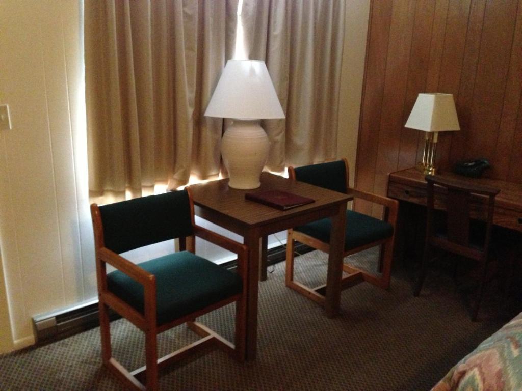 Capri Motel แมคคินอซิตี้ ห้อง รูปภาพ